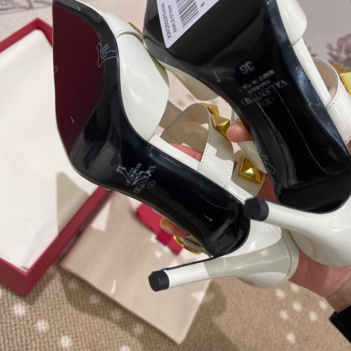 Valentino Roman Stud Calfskin Pumps Size 35-41 12-Color