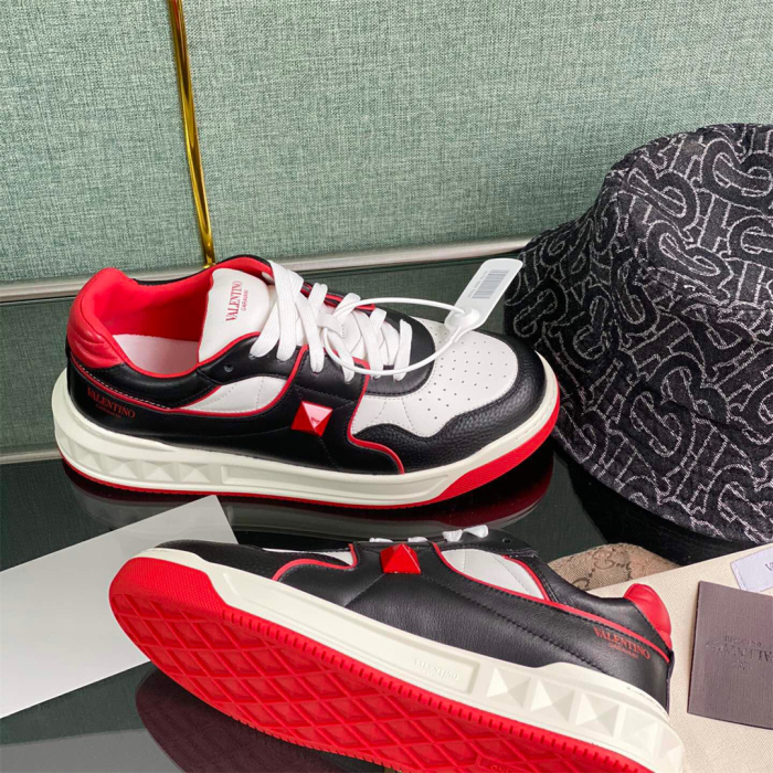 Valentino One Stud Low-Top Sneaker Size 36-45   10-Color