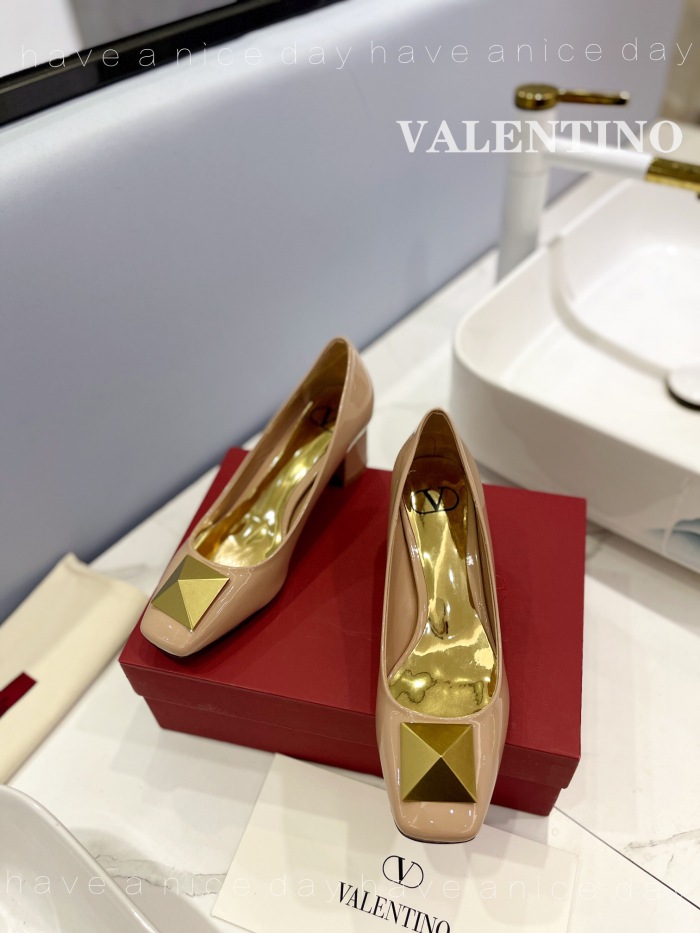 Valentino One Stud Patent Leather Pumps Size 35-41 4-Color