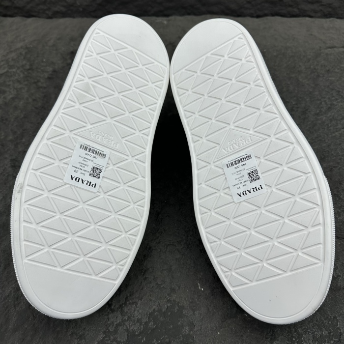 Prada Macro Re-Nylon Men Sneaker Size 39-45