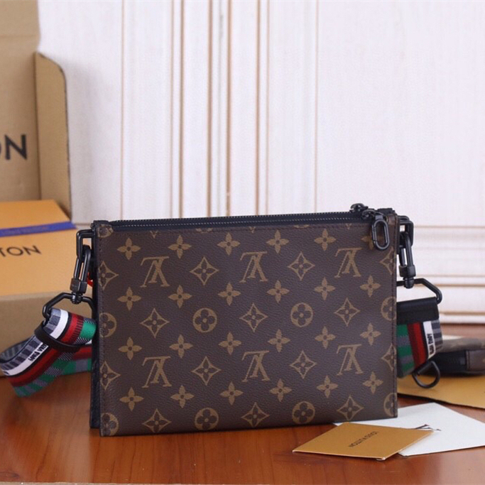 Louis Vuitton Mens Shoulder Bags 25*17*1.5cm