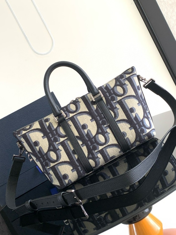 Dior Weekender 25 Men Shoulder Bags Size 32*18.5*12cm