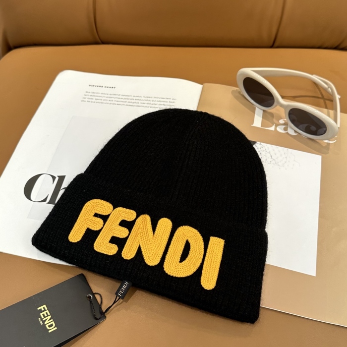 Fendi Knitted Hat
