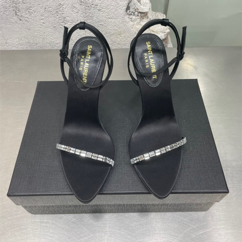 YSL Gloria Pumps Size 35-40