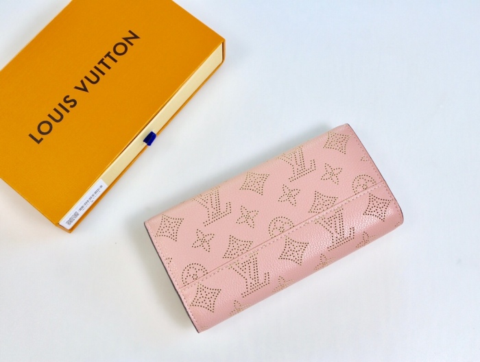 Louis Vuitton Wallet 19*10 cm