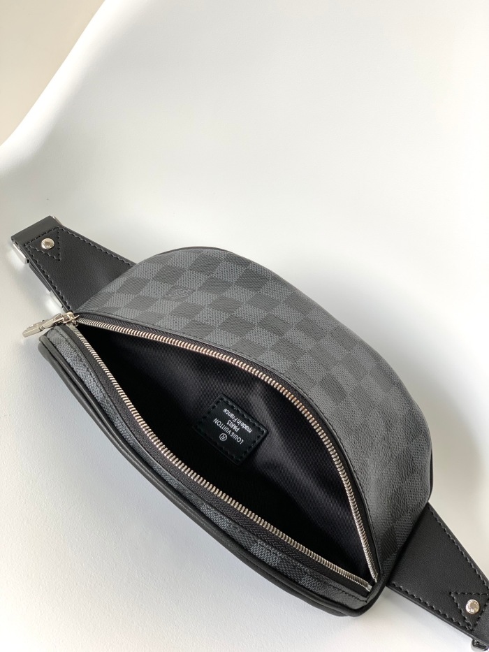 Louis Vuitton N40298 Discovery Graphite Men Bags Size 26*13*7cm
