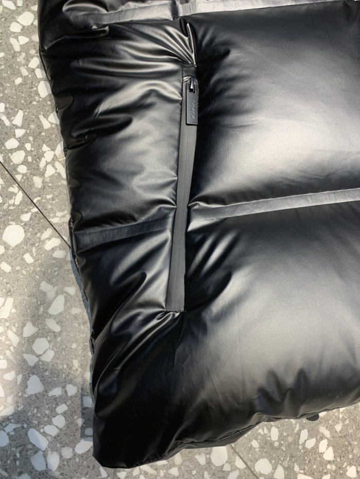 Prada Re-Nylon Winter Vest Size M-XXXL