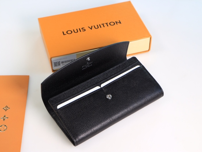 Louis Vuitton Wallet 19*10 cm