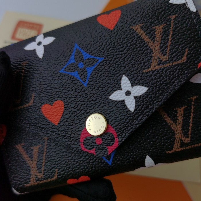Louis Vuitton Wallet 12*2*9 cm