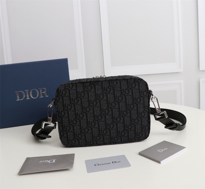 Dior Oblique Men Shoulder Bags 2-Size
