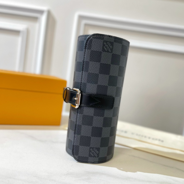 Louis Vuitton Uhrenbox