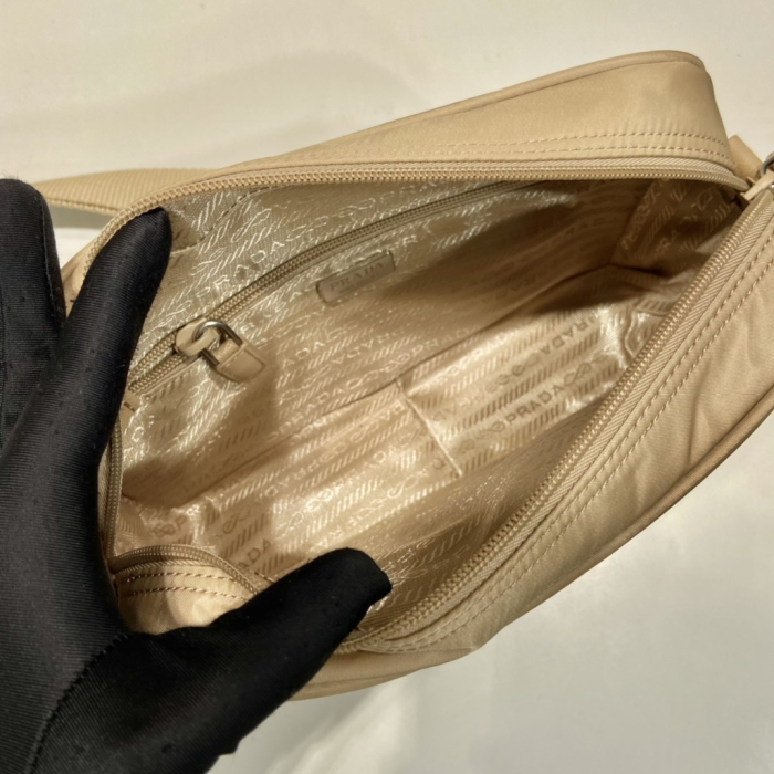 Prada 1BC167 Re-Nylon Shoulder Bags Size 23*15*7cm 3-Color
