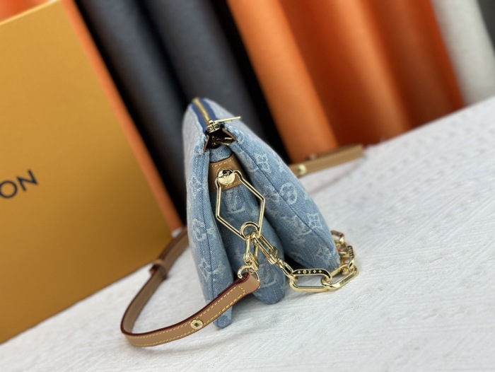 Louis Vuitton M11401 Coussin BB Denim Cowboy Shoulder Bag Size 21*16*7cm