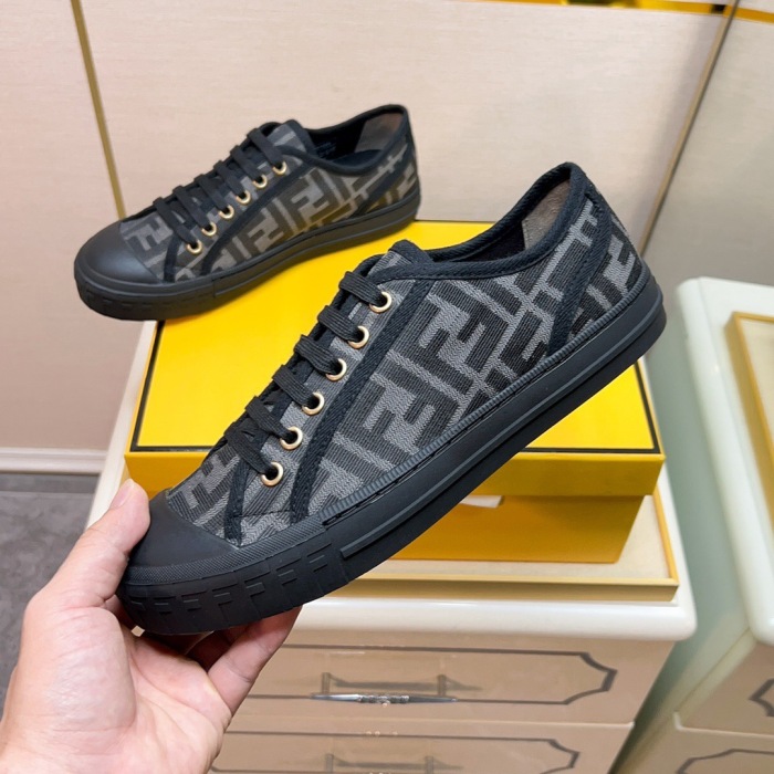 Fendi Domino Low Top Sneaker Size 35-46  4-Color