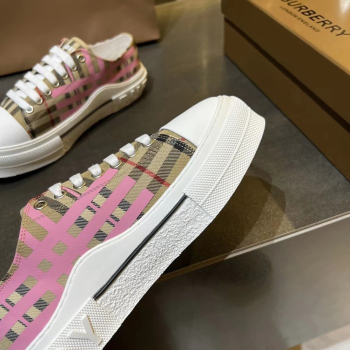 Burberry Sneaker Size 36-45