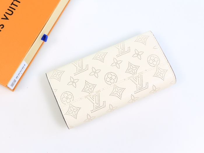 Louis Vuitton Wallet 19*10 cm