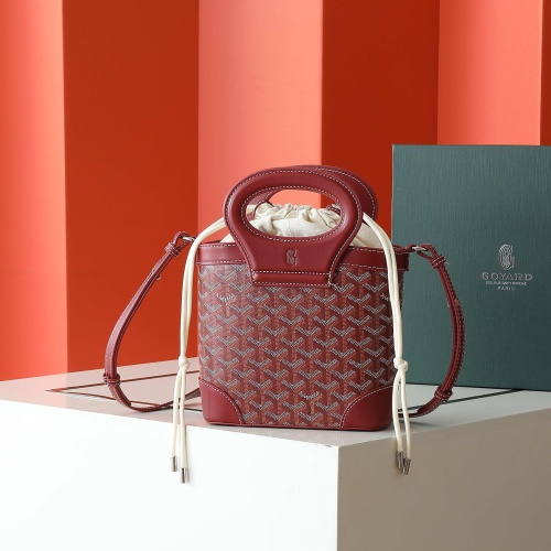 Goyard Beluga Shoulder Bags Size 23*18.5*8cm