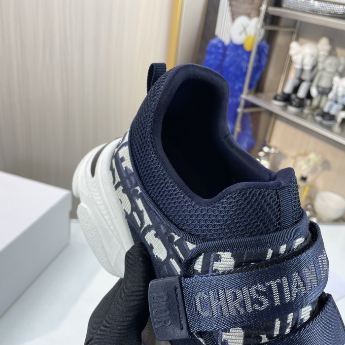 Dior D-Wander Sneaker Size 36-40 4-Color