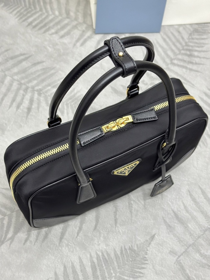 Prada 1BB115 Re-Edition 1978 Medium Re-Nylon Handbag Size 30*17.5*9cm
