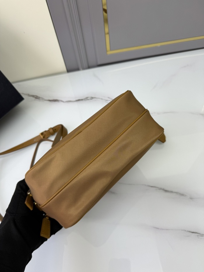 Prada 1BH218 Re-Edition 1978 Re-Nylon Shoulder Bags Size 21*17*8cm`