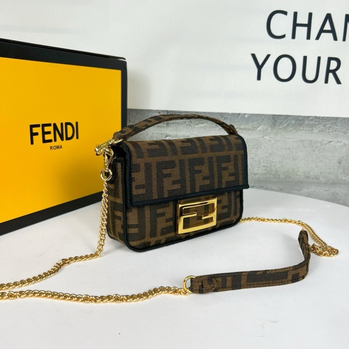 Fendi Women Shoulder Bags 3-Size