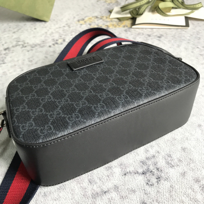Gucci GG Supreme Black Men Shoulder Bags Size 24*15*7.5cm