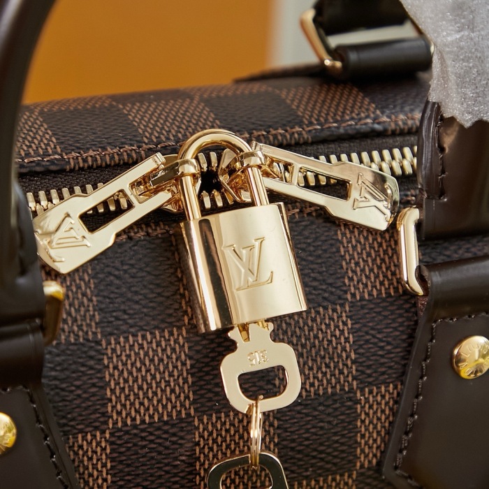 Louis Vuitton Sedy Bandouliere Shoulder Bags Size 20.5*13.5*12cm