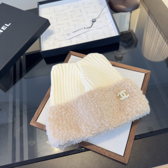 Chanel Knitted Hat