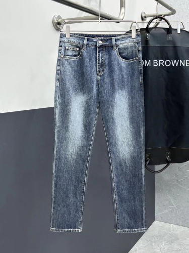 Louis Vuitton New Men Jeans Size 29-38