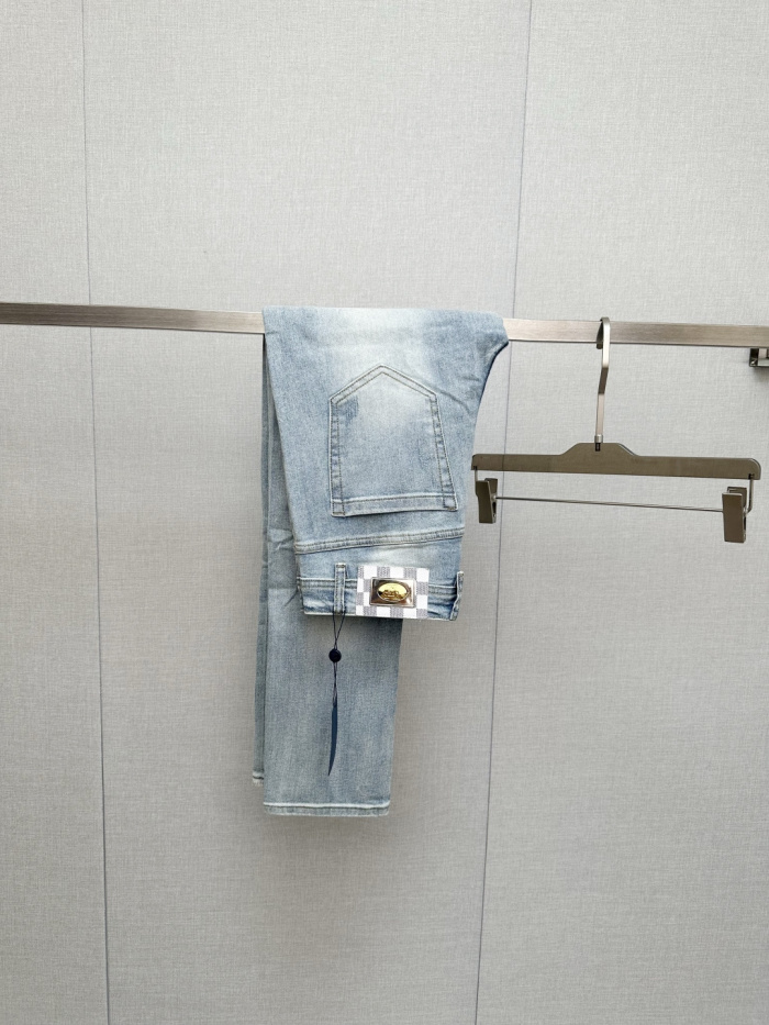 Louis Vuitton New Men Jeans Size 29-38