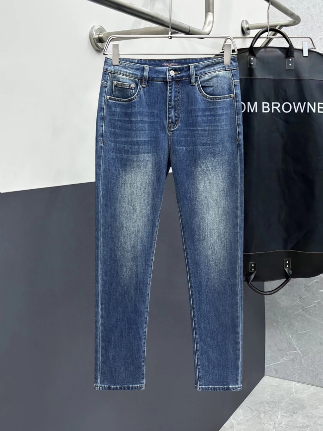 Louis Vuitton New Men Jeans Size 29-38