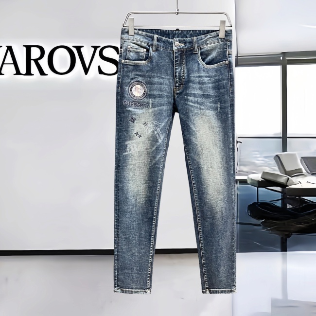 Burberry New Men Jeans Size 28-38