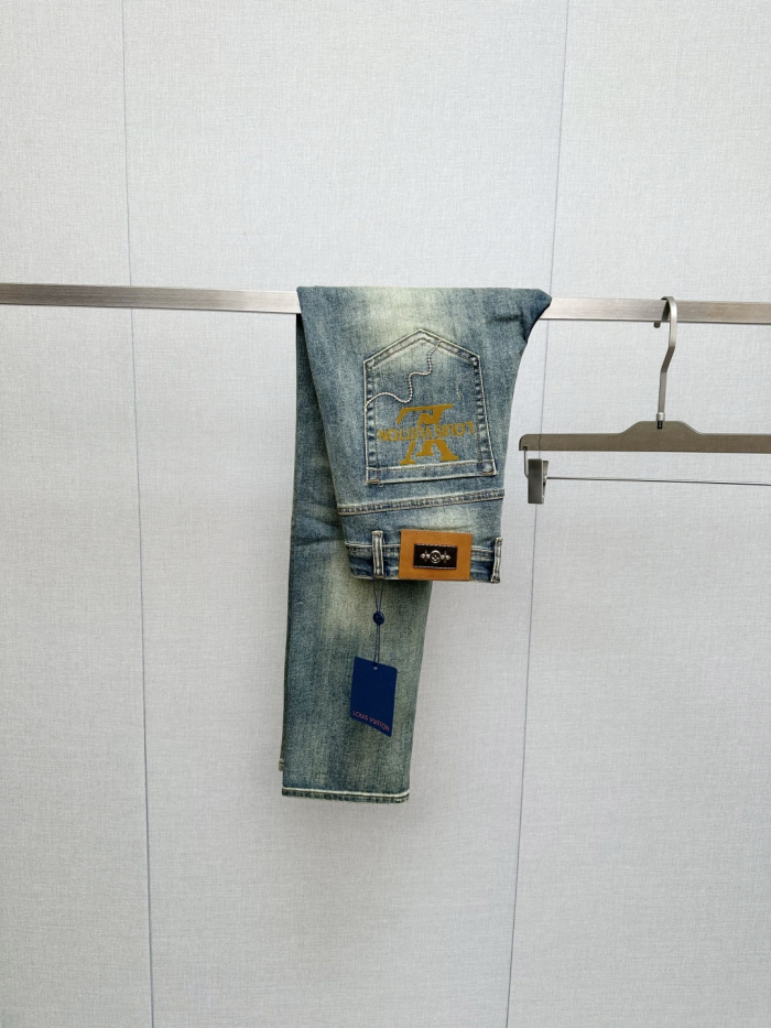 Louis Vuitton New Men Jeans Size 29-38