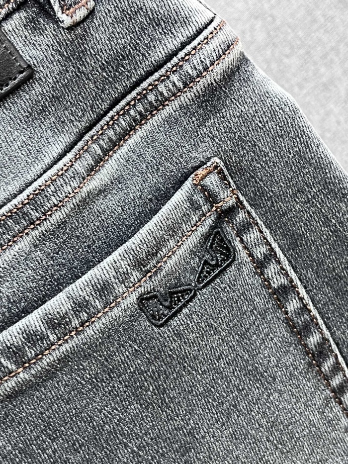 Fendi New Men Jeans Size 29-38