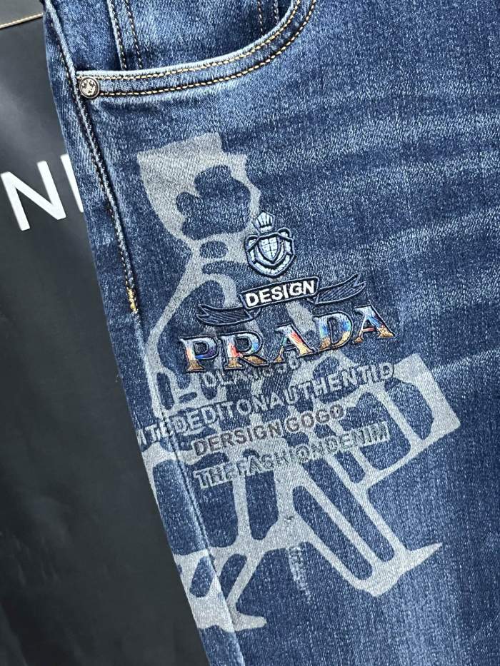 Prada New Men Jeans Size 28-38