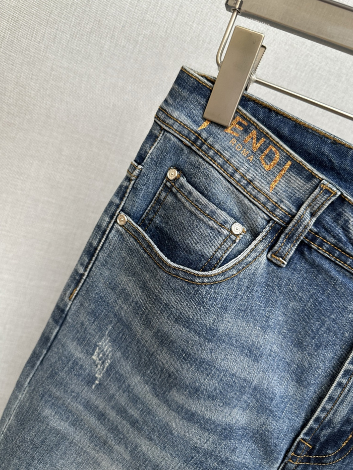 Fendi New Men Jeans Size 29-38