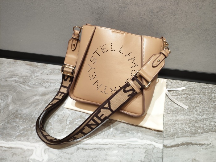Stella McCartney Women Shoulder Bags Size 23*23*8cm