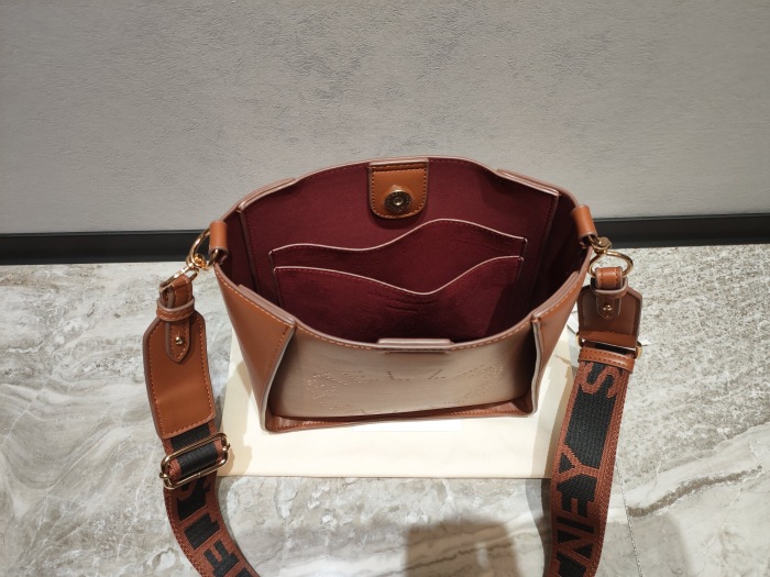 Stella McCartney Women Shoulder Bags Size 23*23*8cm