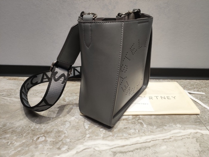 Stella McCartney Women Shoulder Bags Size 23*23*8cm