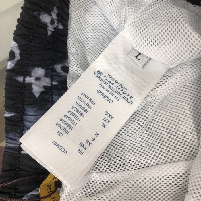 Louis Vuitton Beach Shorts Size M-XXXL