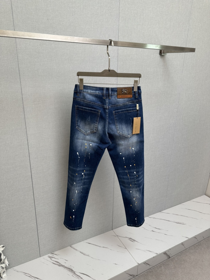 Burberry New Men Jeans Size 29-38