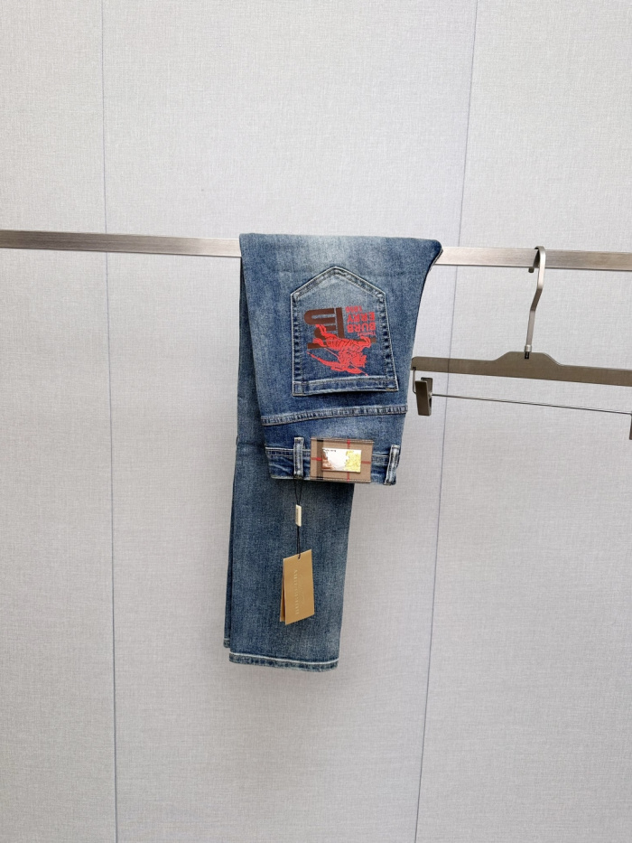 Burberry New Men Jeans Size 29-38