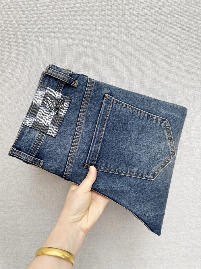 Louis Vuitton New Men Jeans Size 29-38