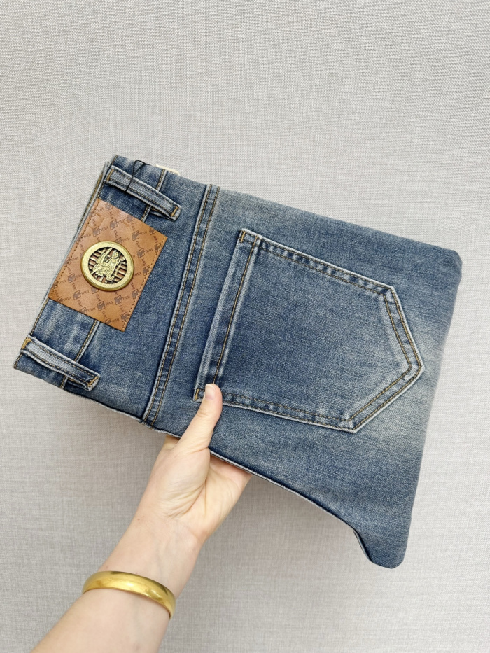 Burberry New Men Jeans Size 29-38