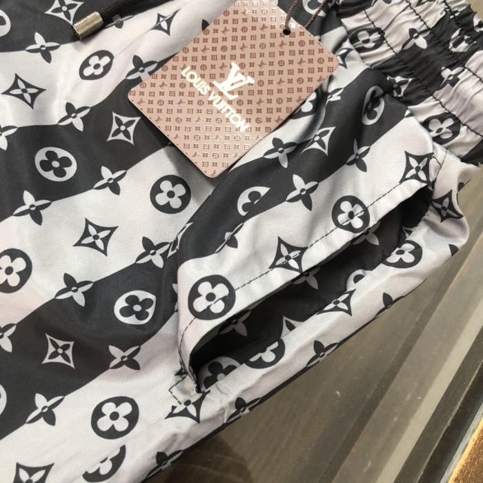 Louis Vuitton Beach Shorts Size M-XXXL