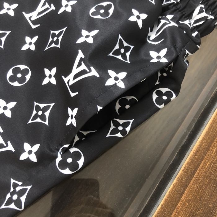 Louis Vuitton Beach Shorts Size M-XXXL