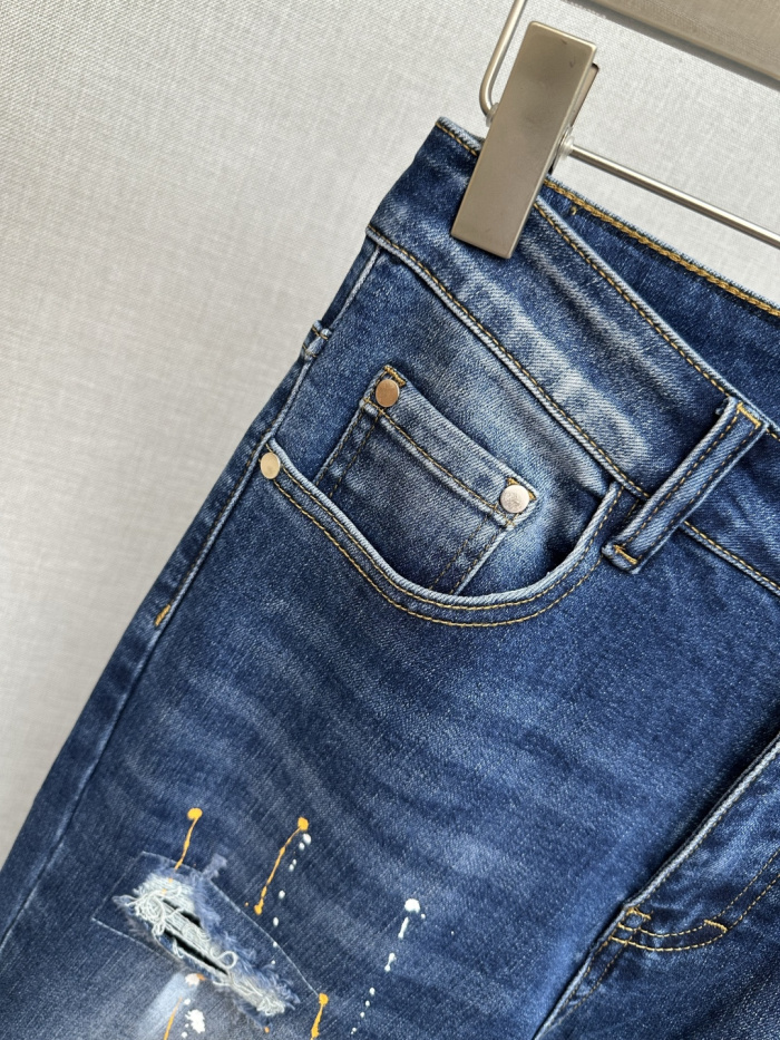 Burberry New Men Jeans Size 29-38