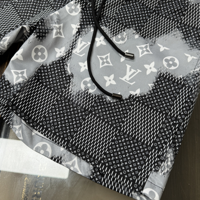 Louis Vuitton Beach Shorts Size M-XXXL