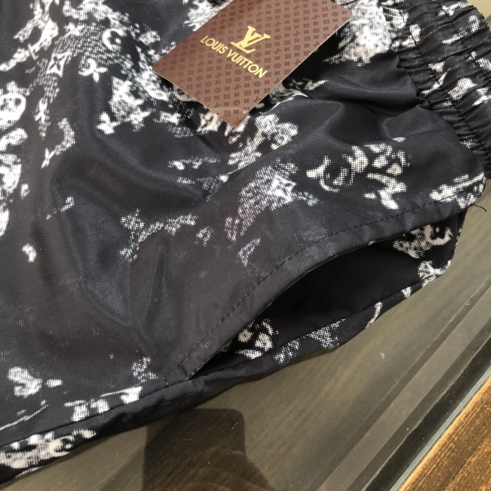 Louis Vuitton Beach Shorts Size M-XXXL