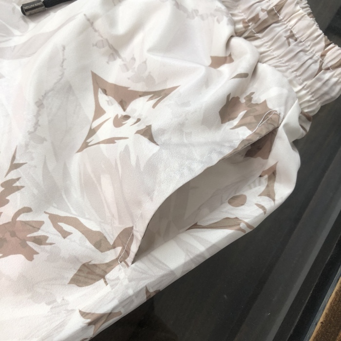 Louis Vuitton Beach Shorts Size M-XXXL
